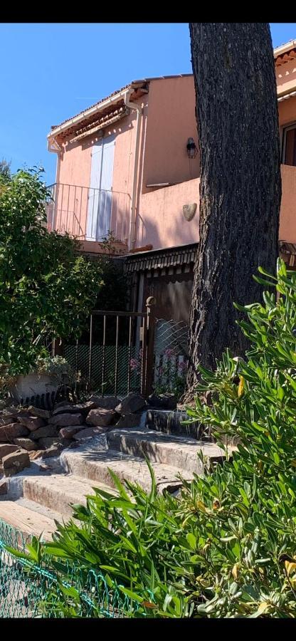 Studio Vue Mer /Parking Privatif Saint-Raphael  Exterior photo